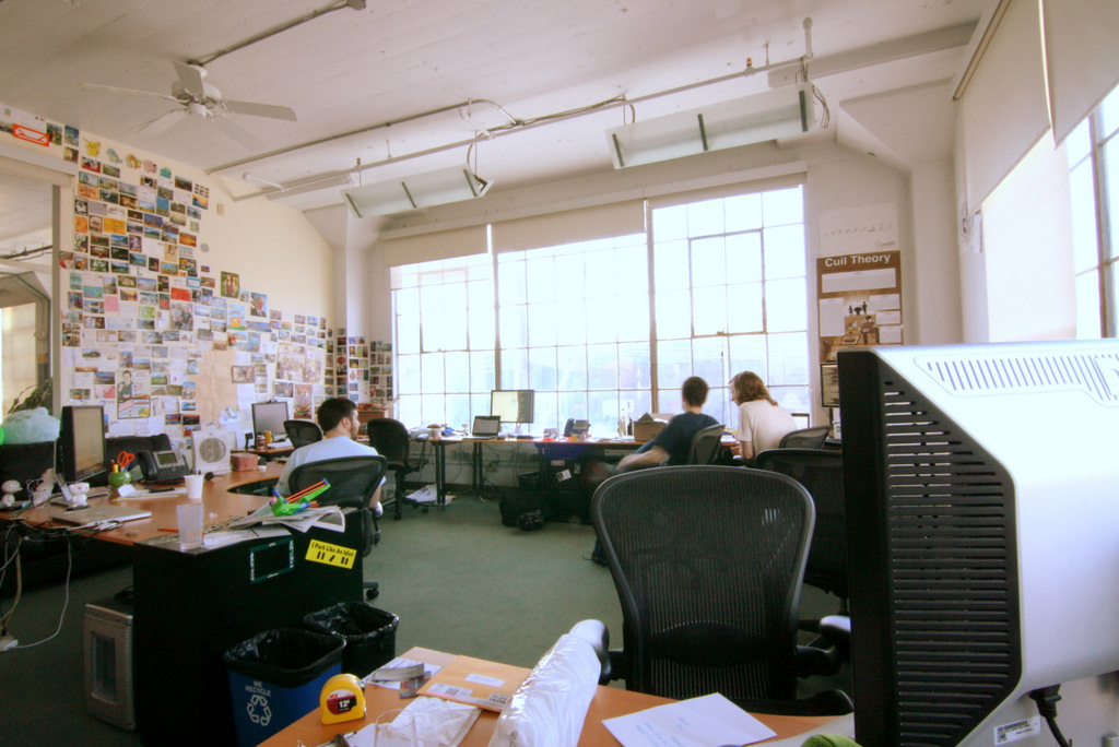 Reddit's Office... Finally Office Snapshots