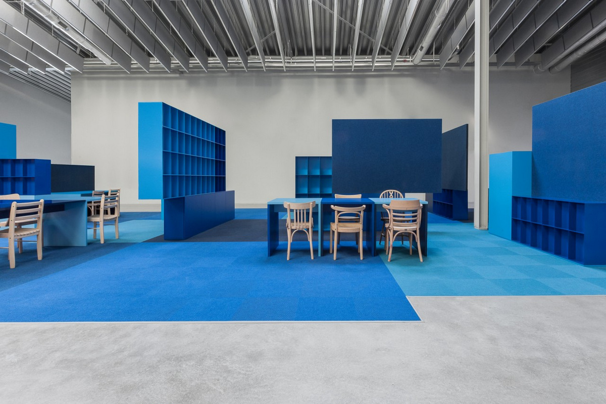 Inspiration: Offices Accented In Blue - Office Snapshots