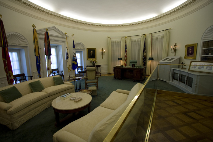United States Presidential Oval Offices - Taft through Obama - 10