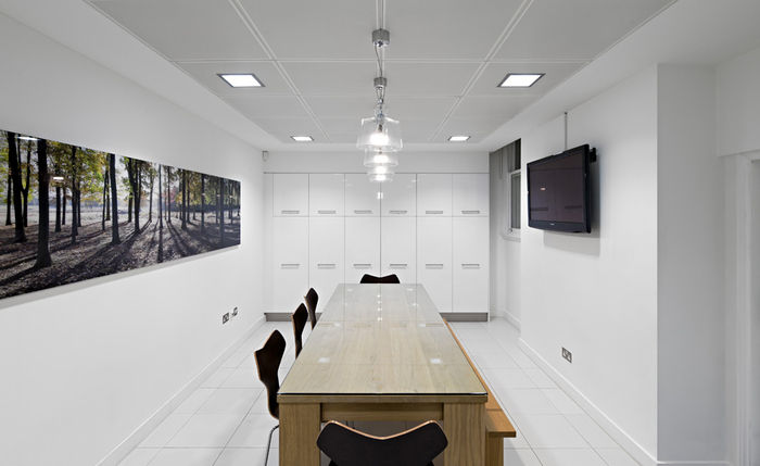 Restored Offices for an International Shipping Company - 7
