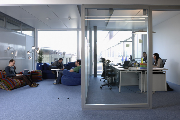 Awesome Previously Unpublished Photos of Google Zurich - 31