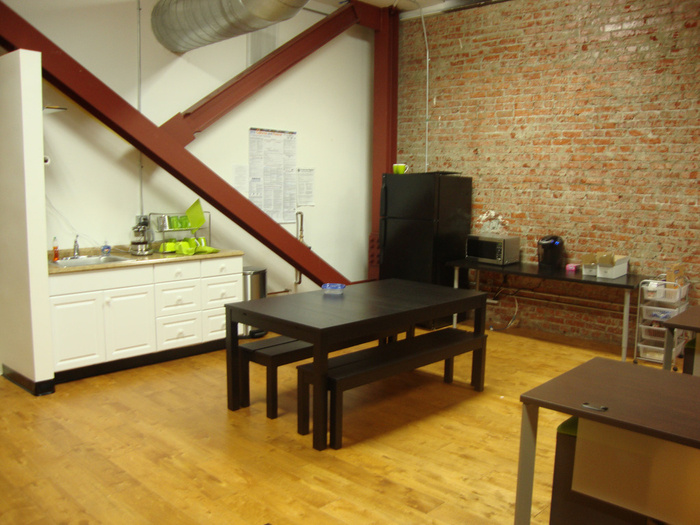 Check Out imgur's New Office - Now With 100% Less Apartment - 1