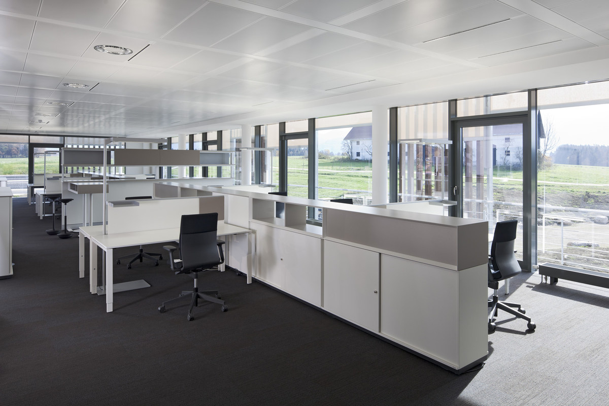 Fossil Headquarters Offices - Grabenstätt | Office Snapshots