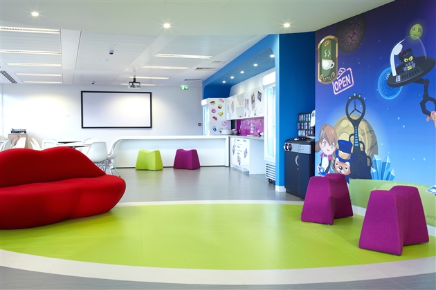 Playfish's Bright and Playful London Offices - 2