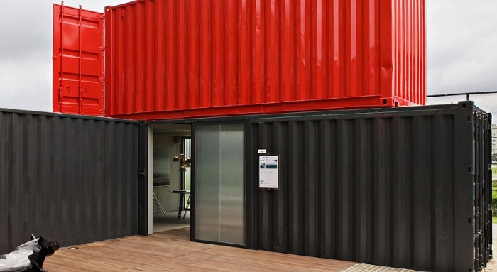 A Brazilian Cargo Container Office by RoccoVidal - 4