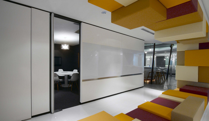The Offices of Ogilvy & Mather, Kuala Lumpur - 13