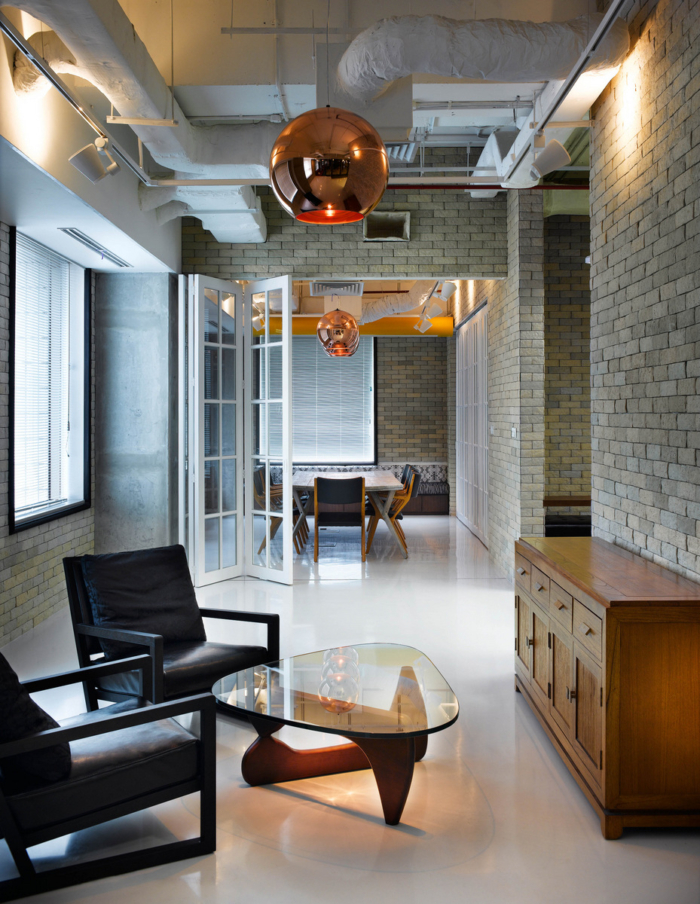 Tour the Creative and Collaborative Office of Bates 141 - 3