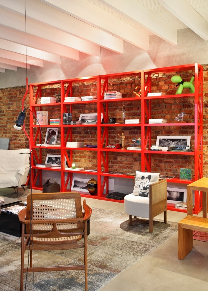 Inside Andre Piva Arquitetura's Office - 2