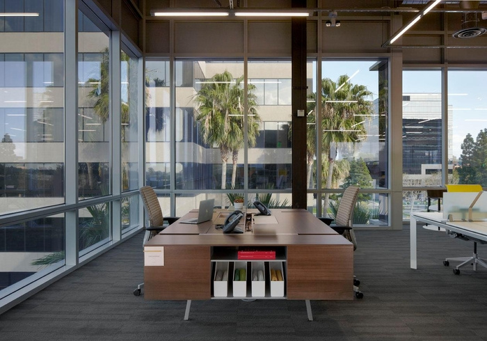 Tangram's Newport Beach Offices and Showroom - 4