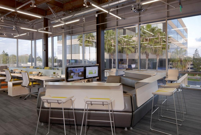 Tangram's Newport Beach Offices and Showroom - 7