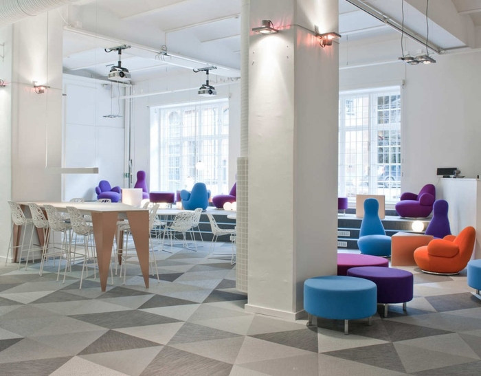 Inspiration: Offices Clad In Purple, The Color of Royalty - 6