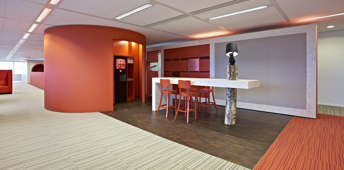 Inside CTAC's Flexible And Colorful Head Offices - 9