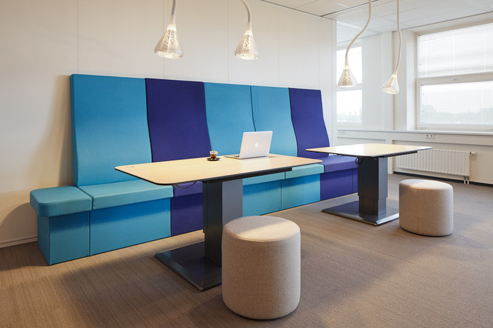 Inspiration: Offices Accented In Blue - 5