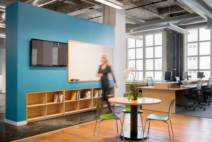 Inspiration: Offices Accented In Blue - 8