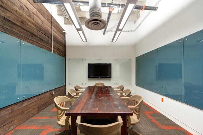Inspiration: Offices Accented In Blue - 16