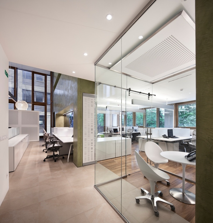 Inside Autodesk's Beautiful LEED Gold Milano Offices - 18