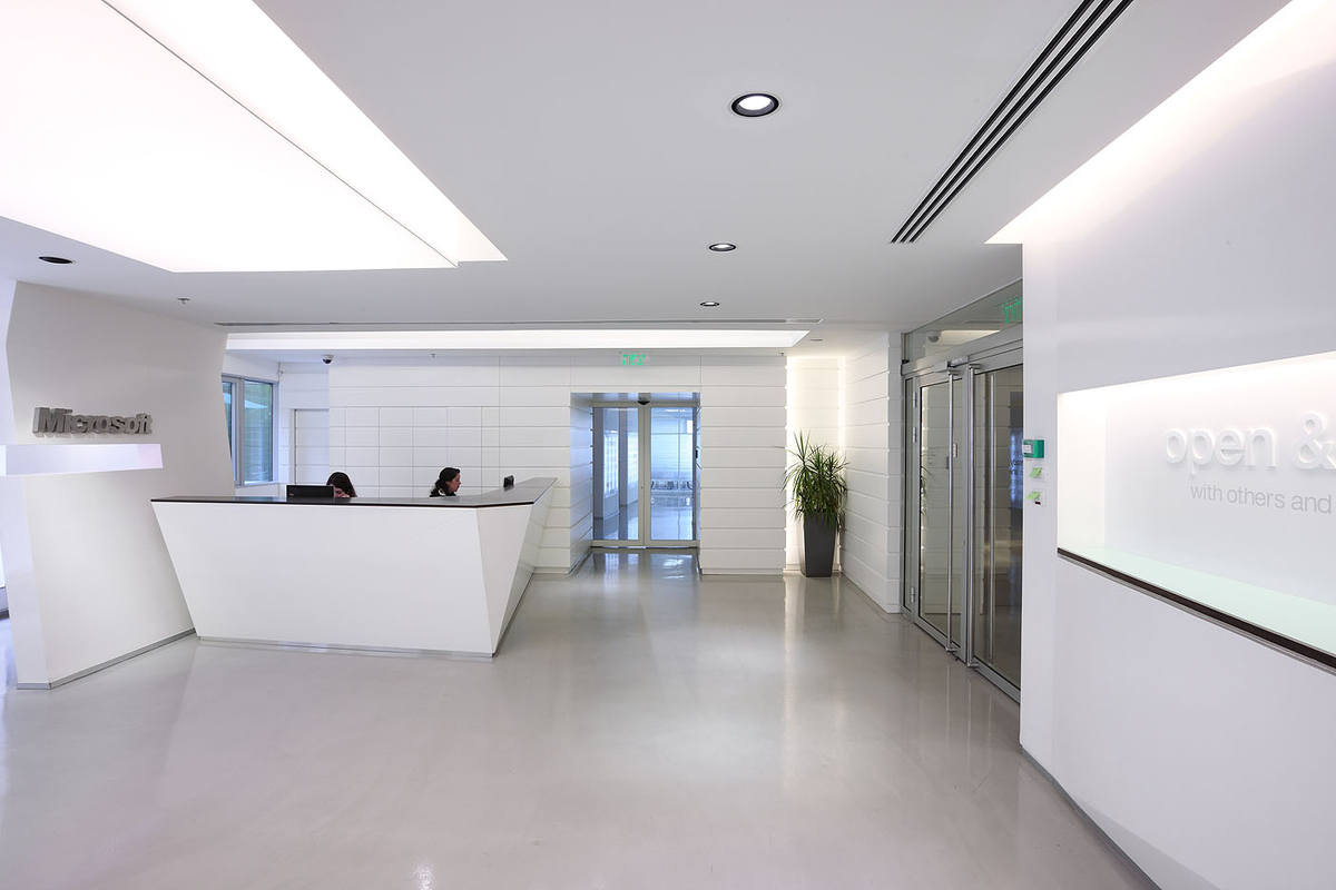 Microsoft Israel's New Lobby and Dining Room | Office Snapshots