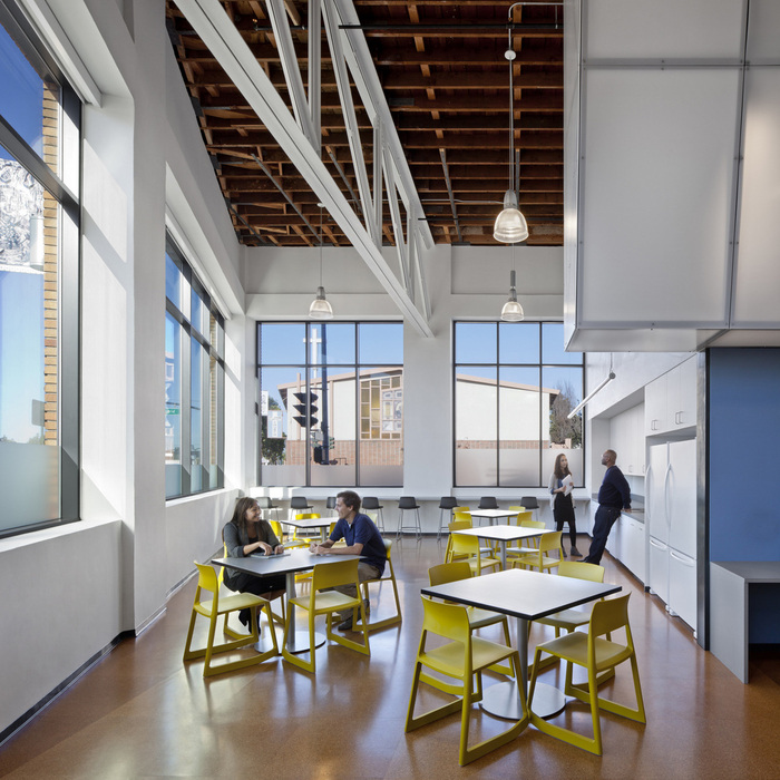 Inside College Track’s Dynamic San Francisco Offices - 6