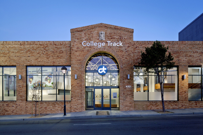 Inside College Track’s Dynamic San Francisco Offices - 1