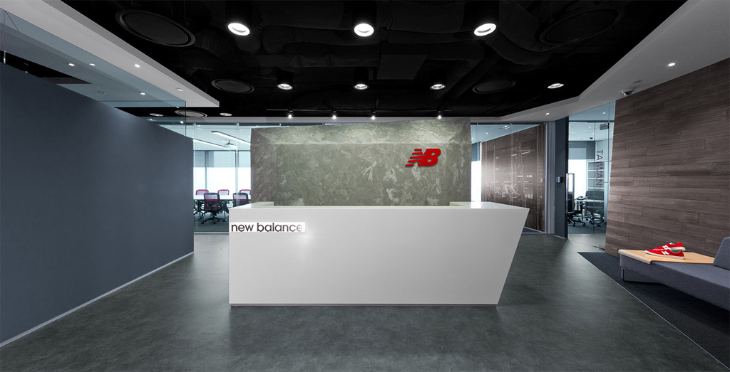 New Balance's Hong Kong Offices Office Snapshots