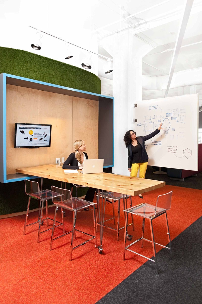 LivePerson's Collaborative and Flexible NYC Office Expansion - 5