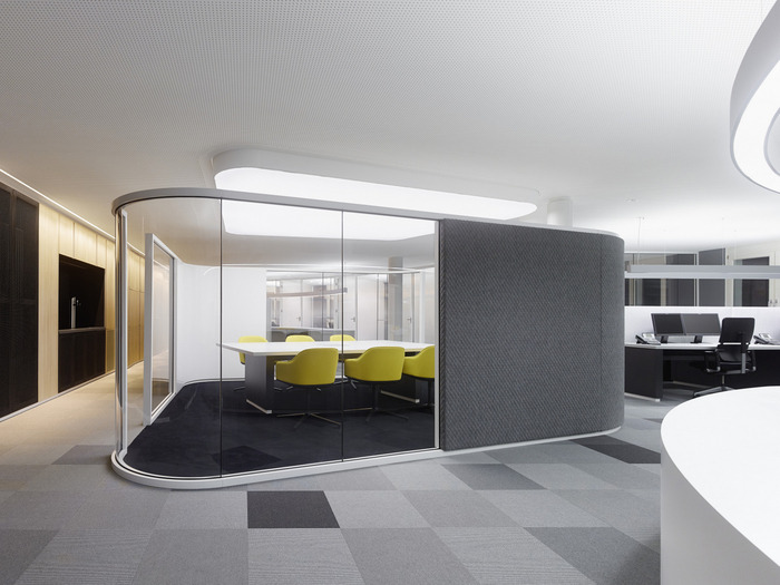 Inside Drees & Sommer's Decentralized Stuttgart Offices - 11
