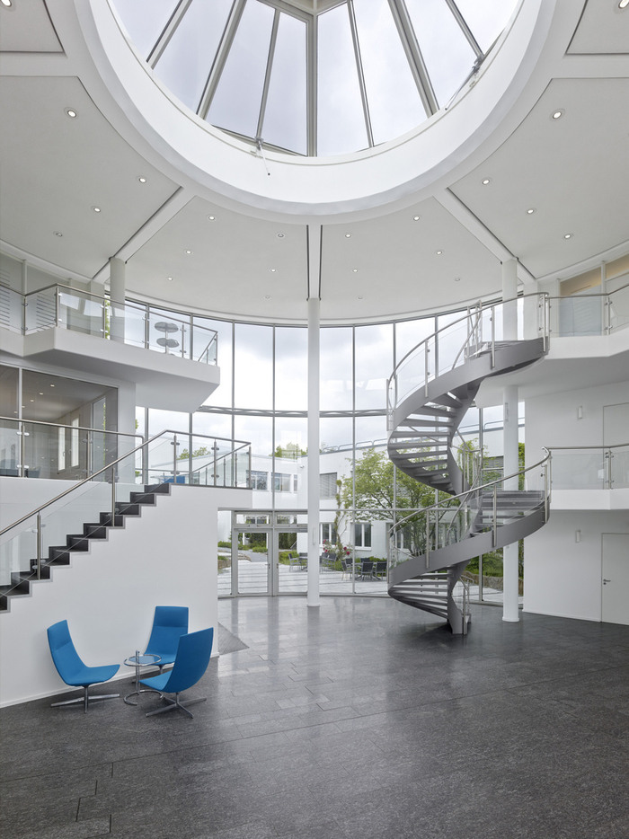 Inside Drees & Sommer's Decentralized Stuttgart Offices - 1