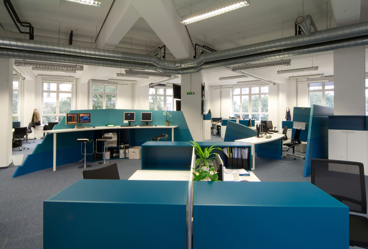 Inside wirtschaftsblatts newsroom office snapshots