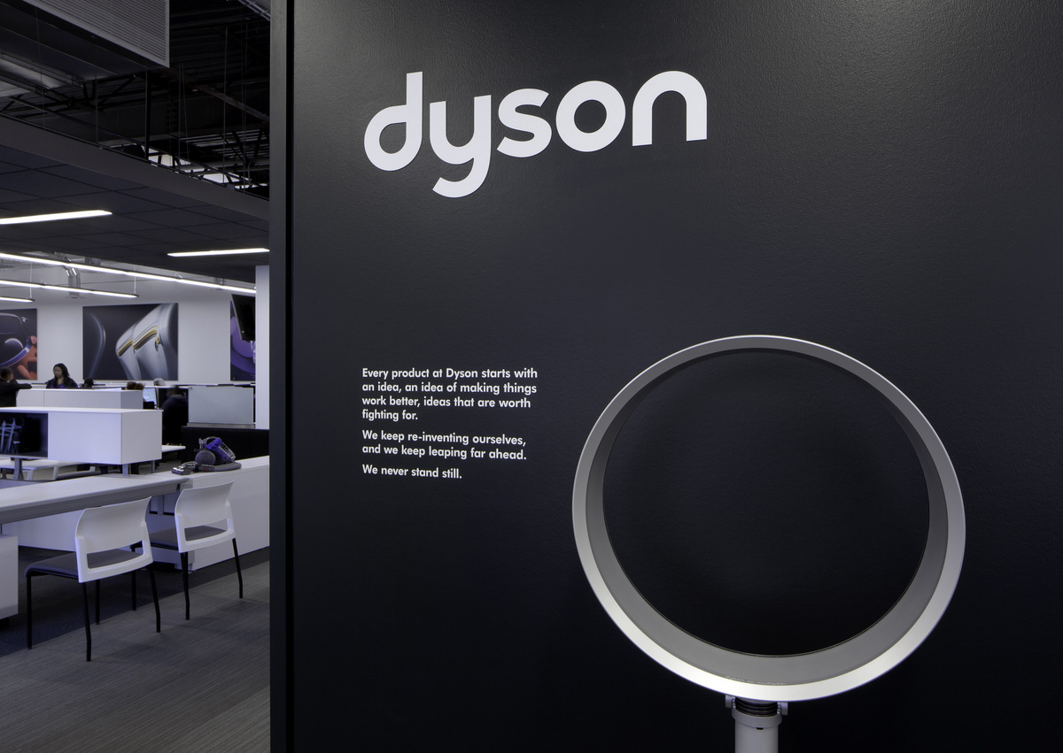 Inside Dyson's Customer Support Center Offices Office Snapshots