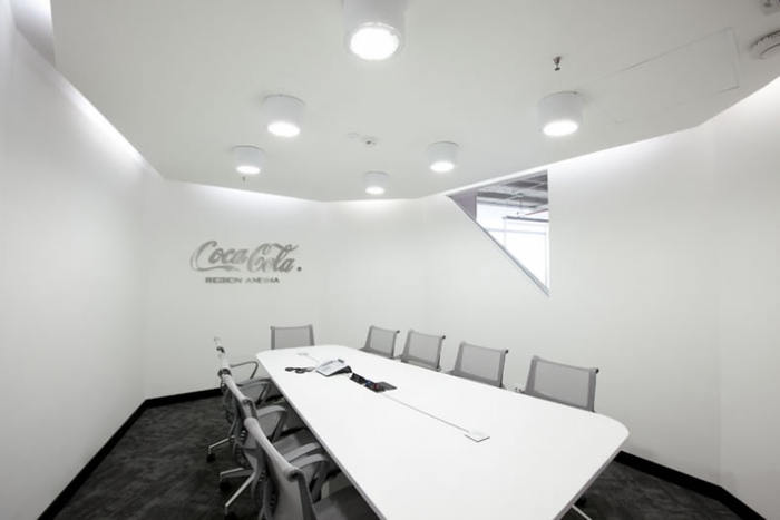 Inside Coca-Cola's Branded and Open Colombia Offices - 9