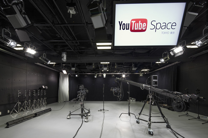 Inside Youtube's Tokyo Creator Space - 13