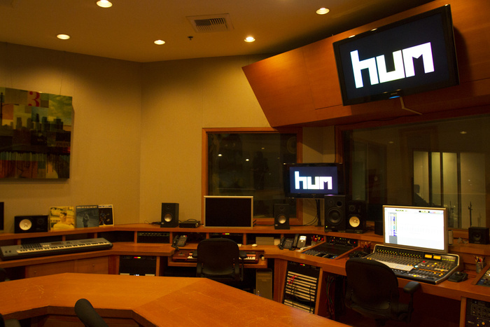 HUM Music's A&R Bar and Studio Space - 10