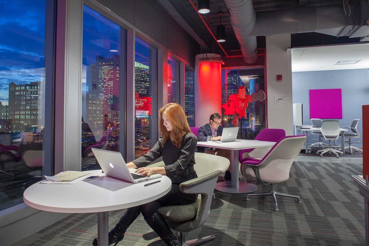 T3 Advisors' Innovation Studio Offices - Boston | Office Snapshots