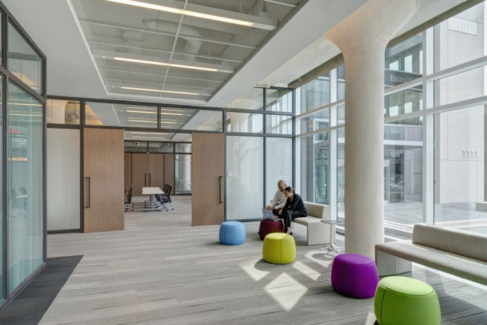 Inside NPR's Washington DC Headquarters / Hickok Cole Architects - 24