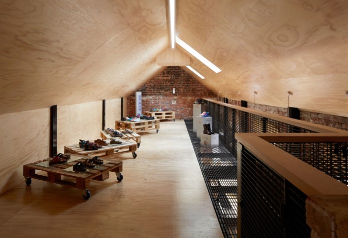 Birkenstock Australia's New Headquarters / Melbourne Design Studio - 7