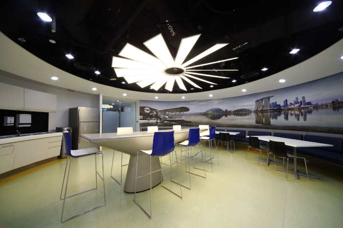 Pratt & Whitney's New Singaporean Offices / DB&B - 3