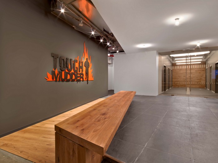 Inside Tough Mudder's Headquarters / M Moser Associates - 2