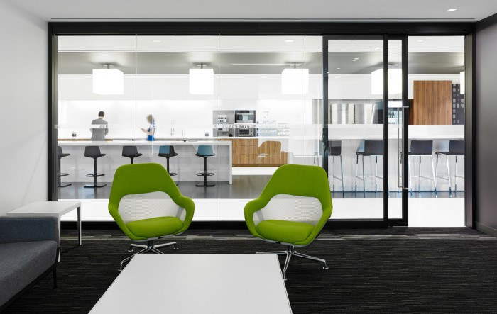 Inside Mediabrands' New Toronto Offices / figure3 - 6