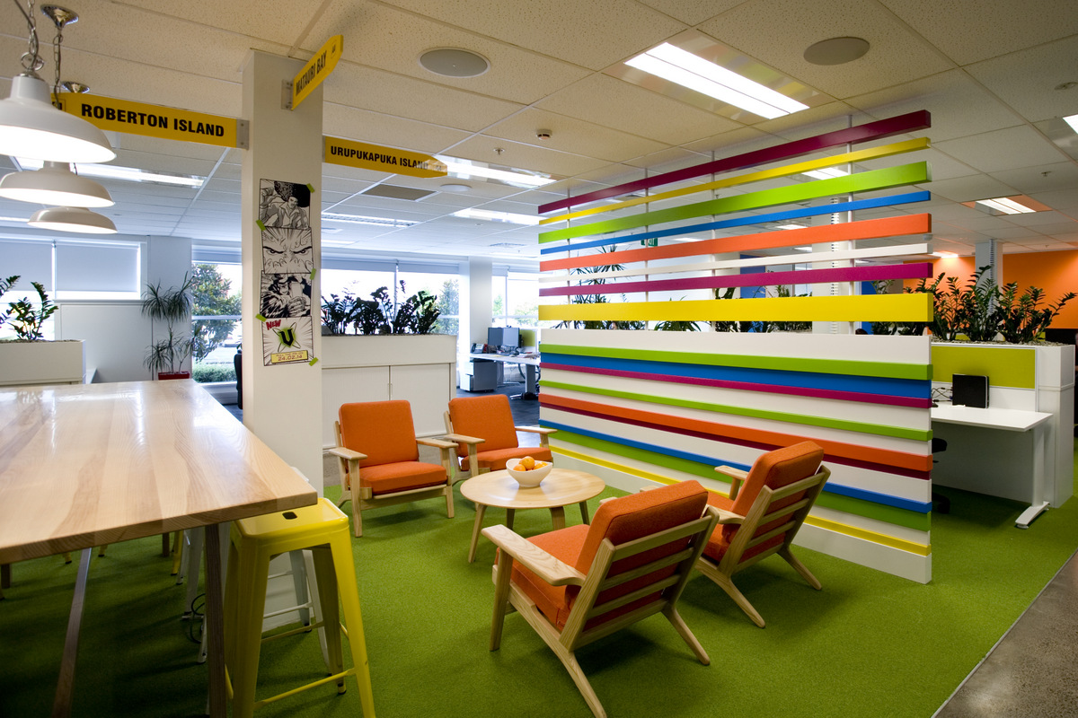 Weebly Headquarters Breakout Space Modern Office Design