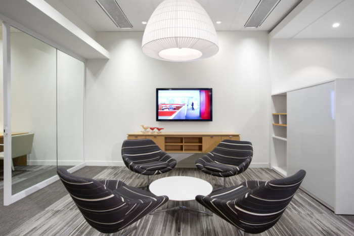 Blackburn Young Office Solutions - Vancouver Showroom and Office - 4