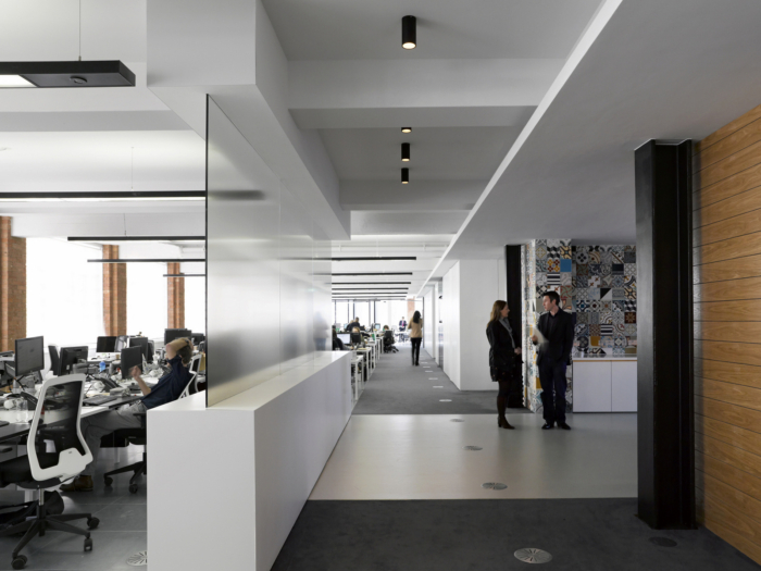 Hill + Knowlton Strategies - Clerkenwell Offices - 10