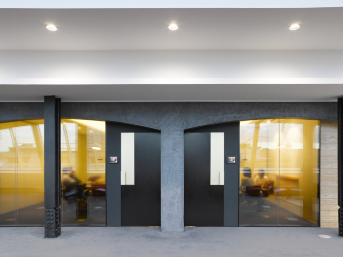 Hill + Knowlton Strategies - Clerkenwell Offices - 4
