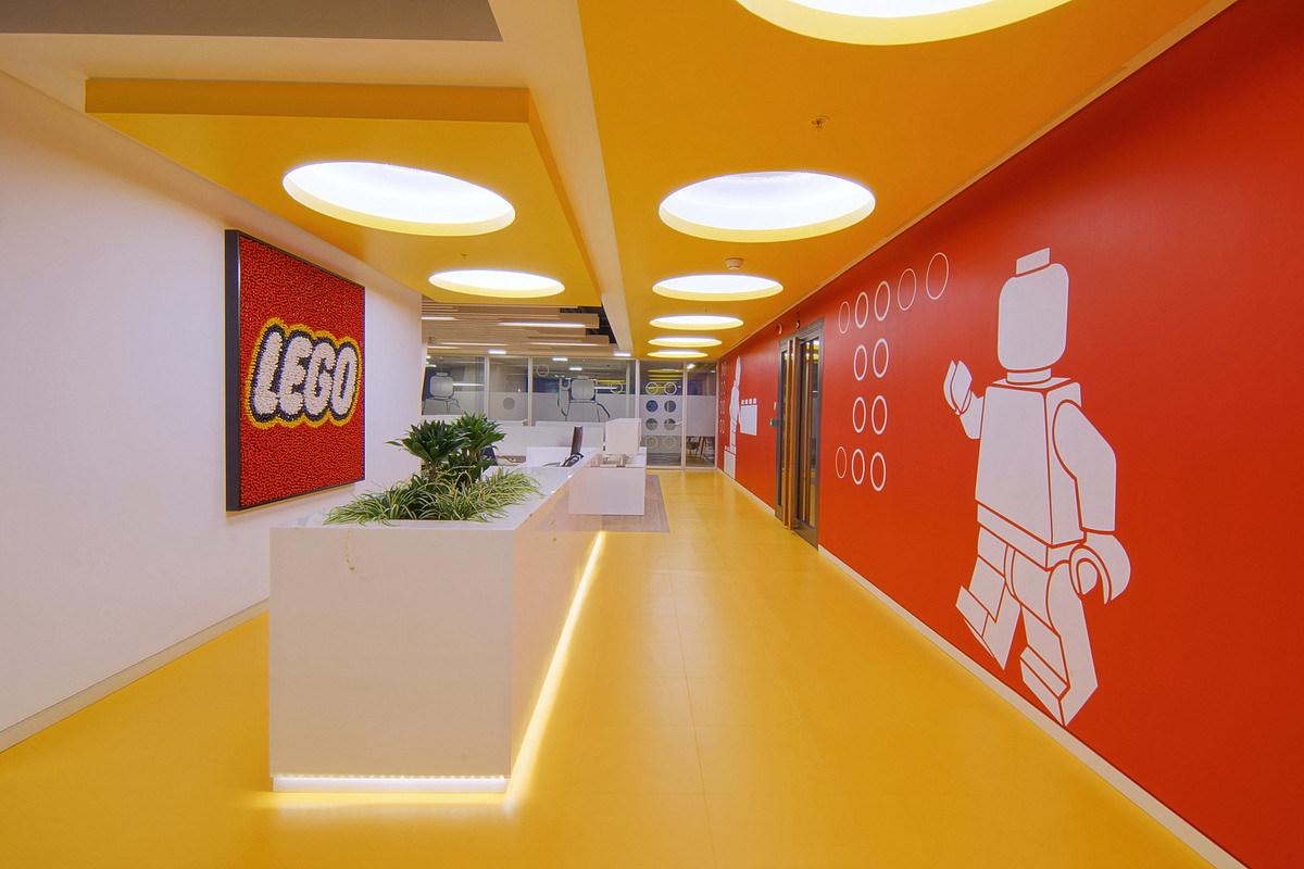 LEGO Istanbul Offices | Office Snapshots