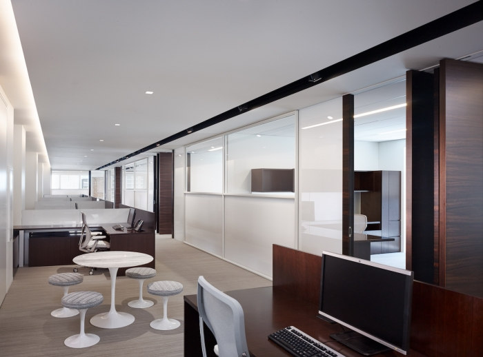 Suite 1600 - Chicago Offices - 11