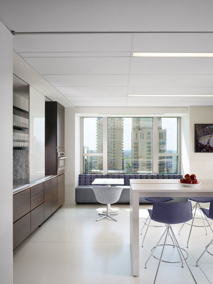 Suite 1600 - Chicago Offices - 14