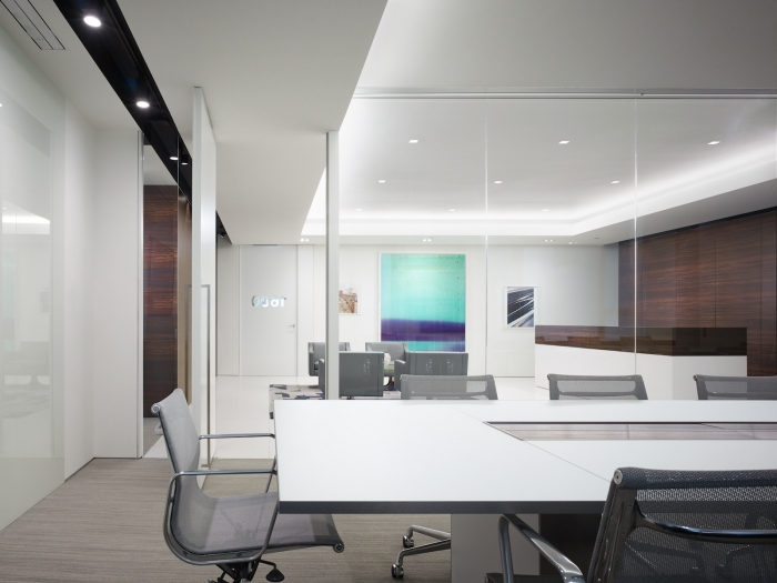 Suite 1600 - Chicago Offices - 5