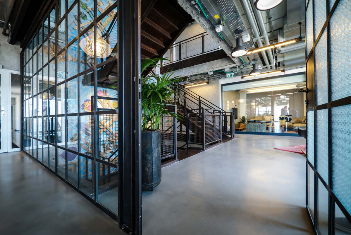 Facebook - Tel Aviv Offices | Office Snapshots