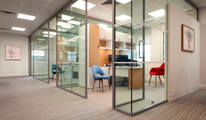 Private Investment Bank - London Offices - 10