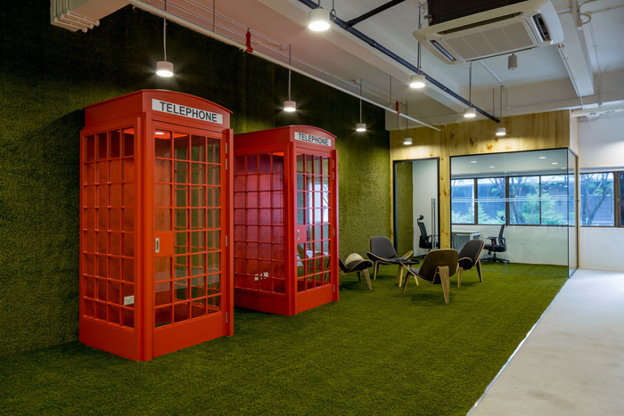 Infocomm Investments - Singapore Offices - 13