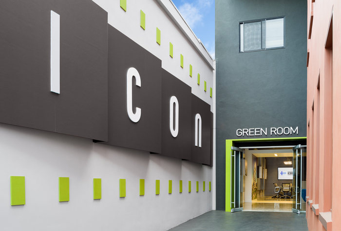 ICON - Hollywood Sales Offices - 6